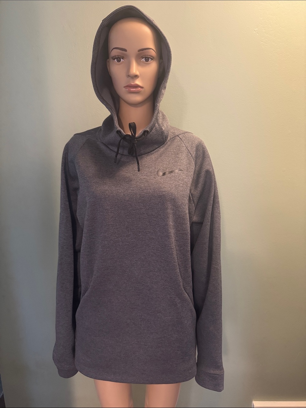 Nike Gray Men's Hooded Pullover Sweatshirt